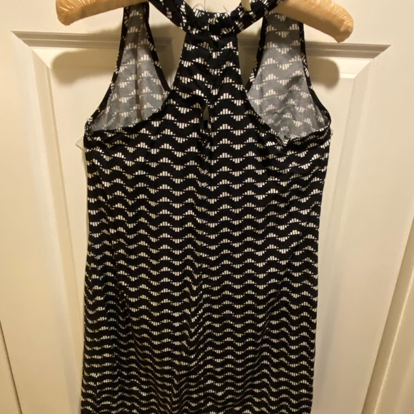 Racerback Shift Dress - Picture 7 of 11